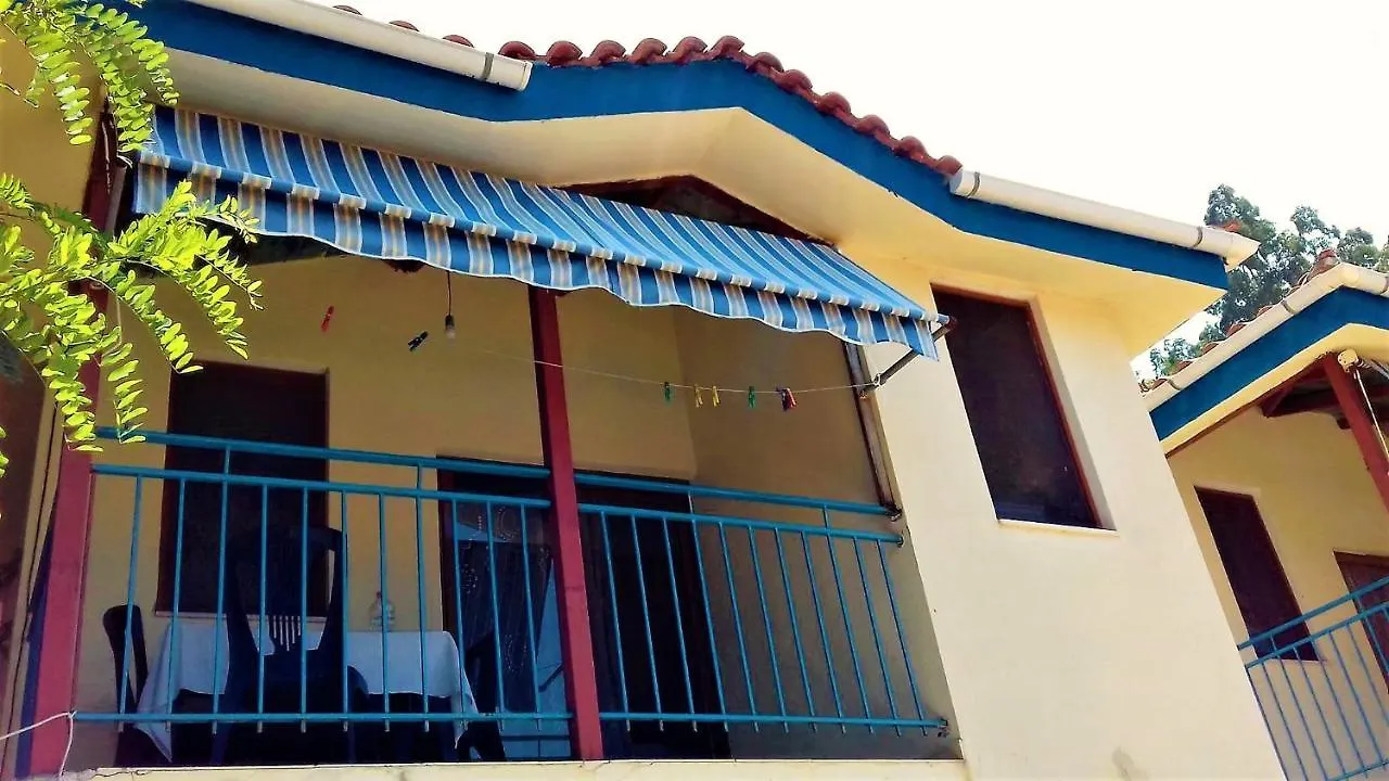 Ramo'S Cozy Beachside Haven With Panoramic Views - 1St Vlore